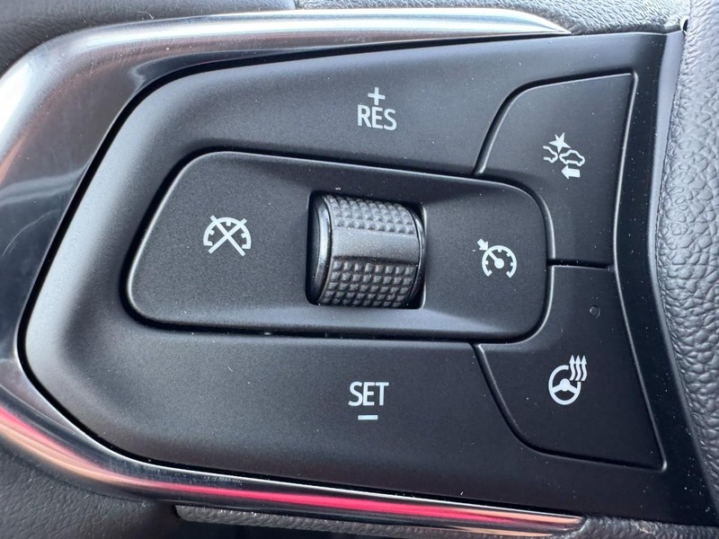Chevrolet Trax Vehicle Image 11