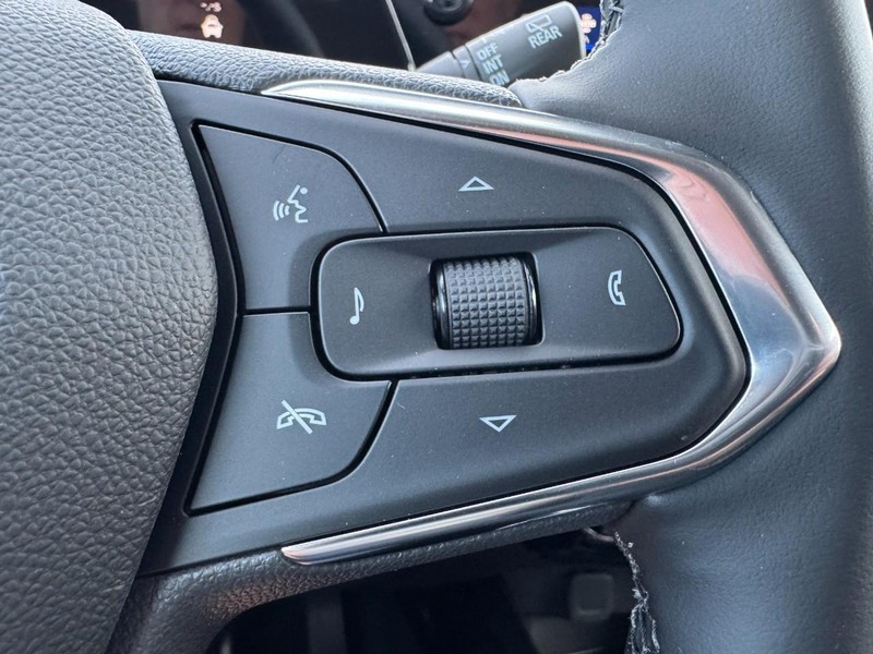 Chevrolet Trax Vehicle Image 12