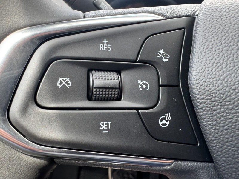 Chevrolet Trax Vehicle Image 12
