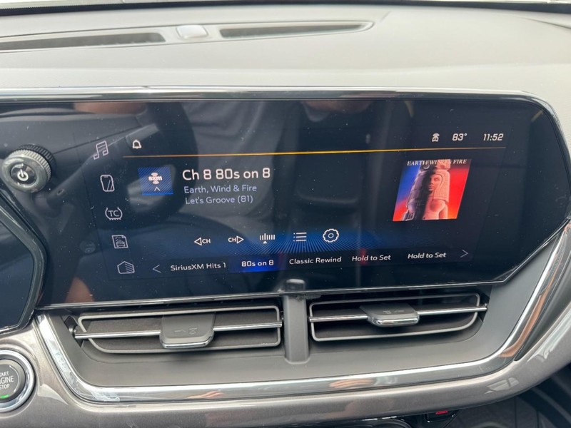 Chevrolet Trax Vehicle Image 15