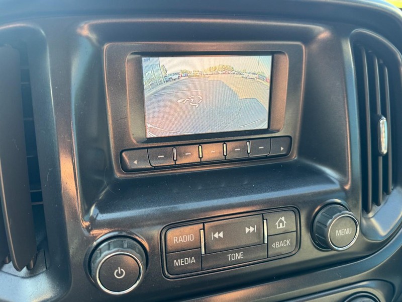Chevrolet Colorado Vehicle Image 18