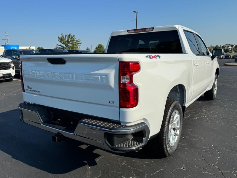 Chevrolet Silverado 1500 Vehicle Image 04