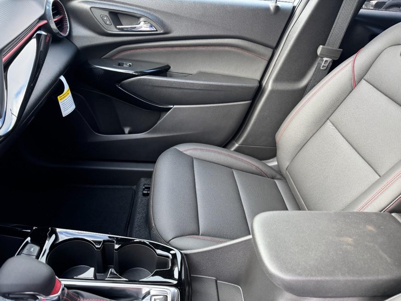 Chevrolet Trax Vehicle Image 09
