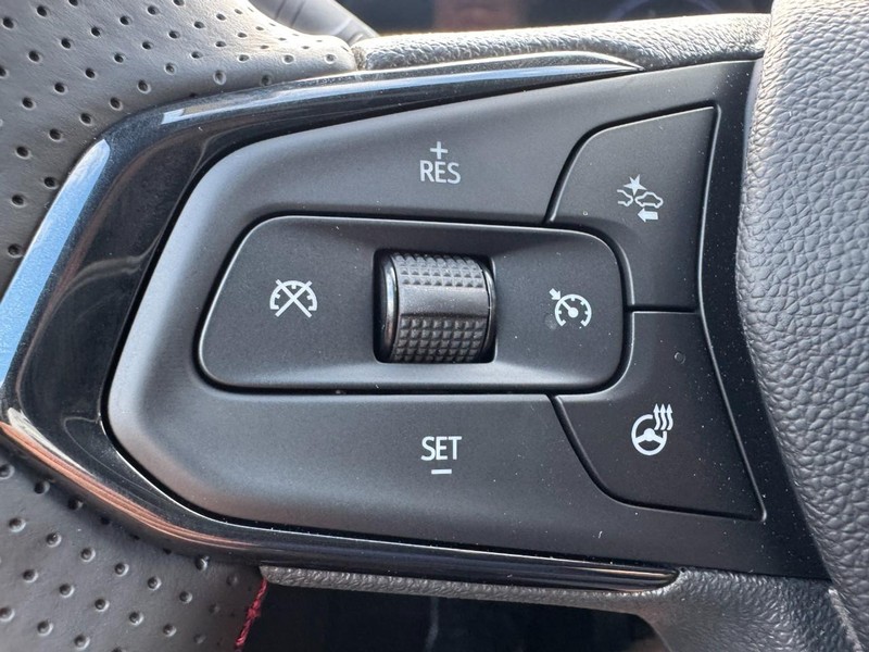 Chevrolet Trax Vehicle Image 12