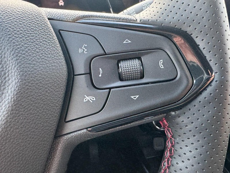 Chevrolet Trax Vehicle Image 13