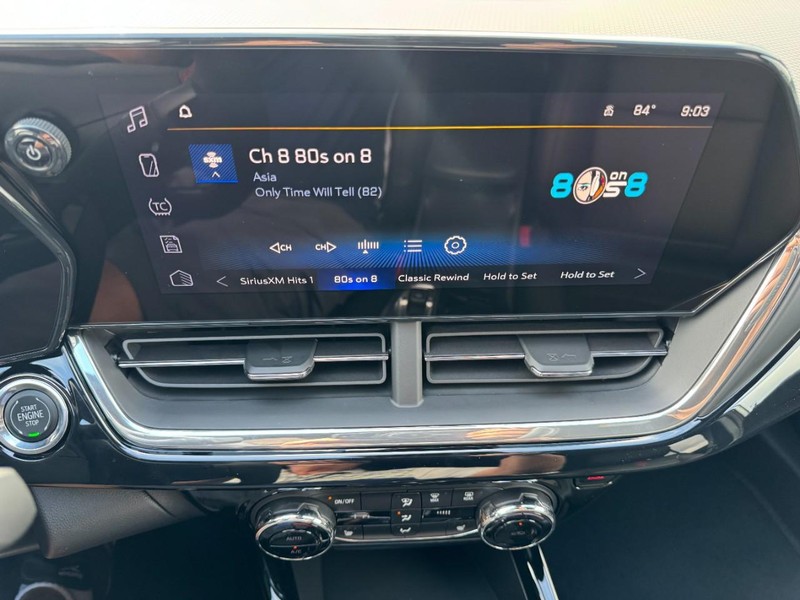 Chevrolet Trax Vehicle Image 15