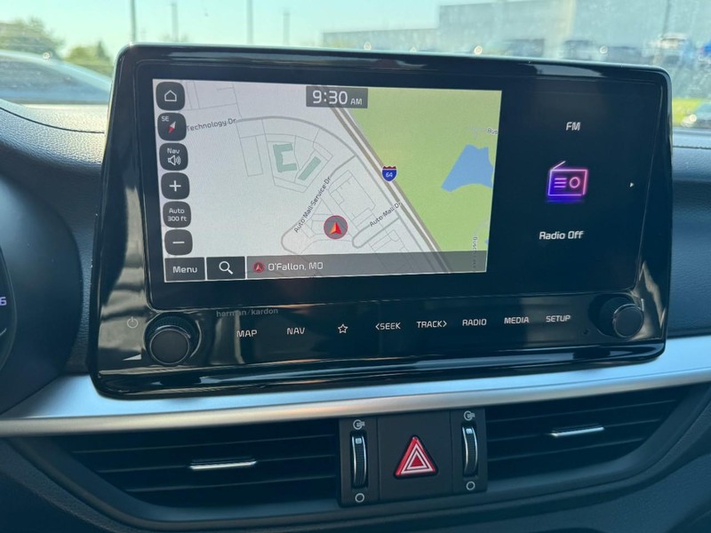 Kia Forte Vehicle Image 21