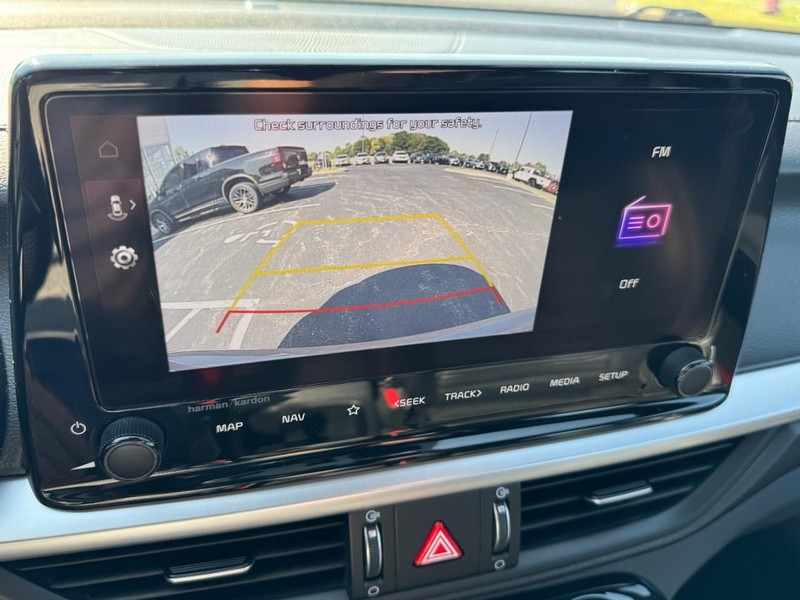 Kia Forte Vehicle Image 22