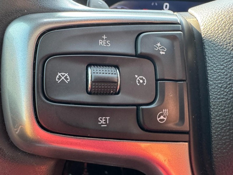 Chevrolet Silverado 1500 Vehicle Image 17