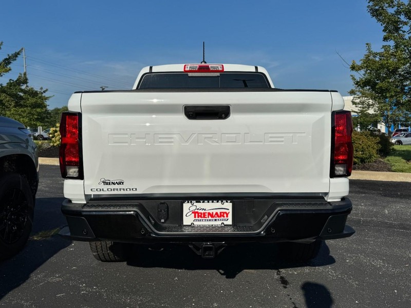 Chevrolet Colorado Vehicle Image 04