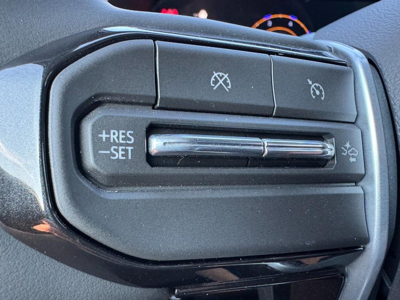 Chevrolet Colorado Vehicle Image 10