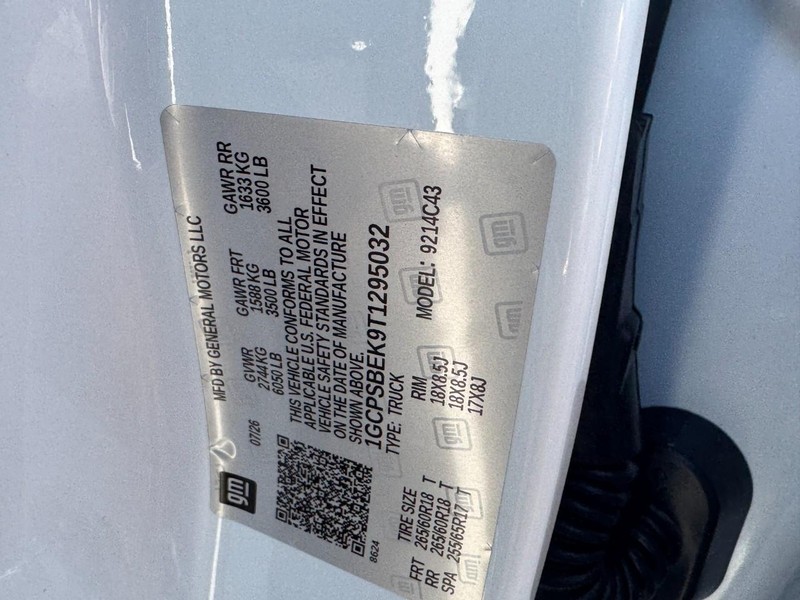 Chevrolet Colorado Vehicle Image 15