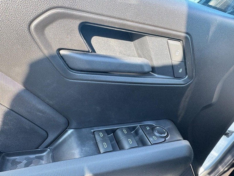 Chevrolet Colorado Vehicle Image 09