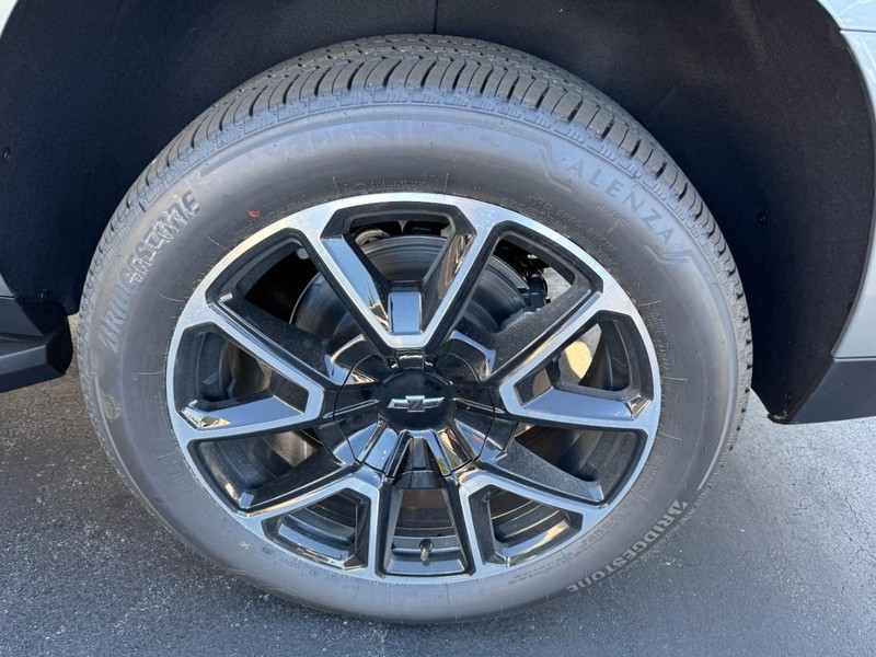 Chevrolet Tahoe Vehicle Image 06