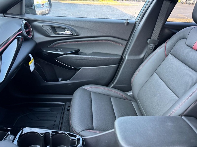 Chevrolet Trax Vehicle Image 08