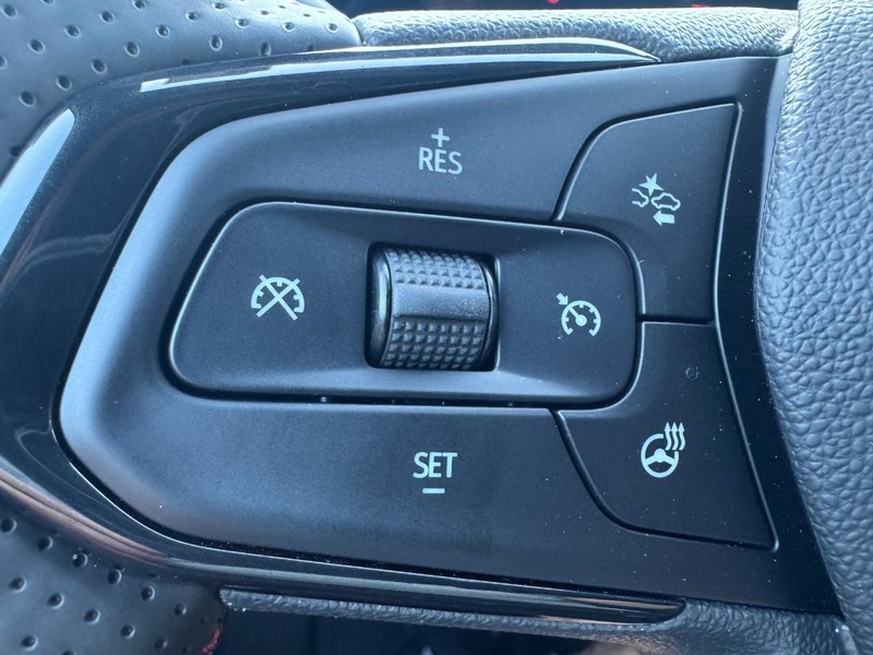Chevrolet Trax Vehicle Image 11