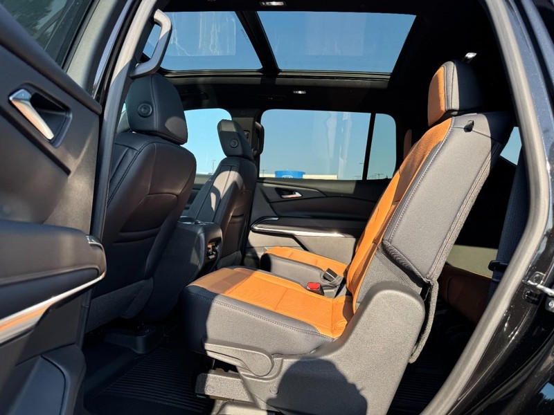 Chevrolet Traverse Vehicle Image 09