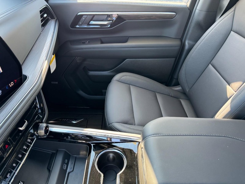 Chevrolet Tahoe Vehicle Image 10
