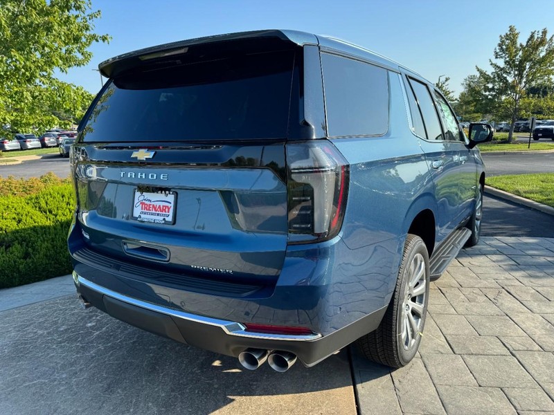 Chevrolet Tahoe Vehicle Image 03