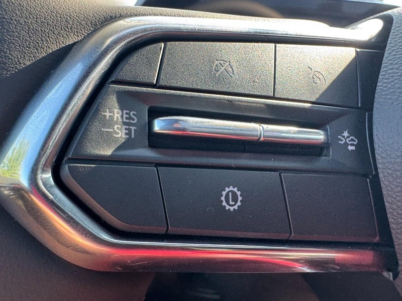Chevrolet Tahoe Vehicle Image 13