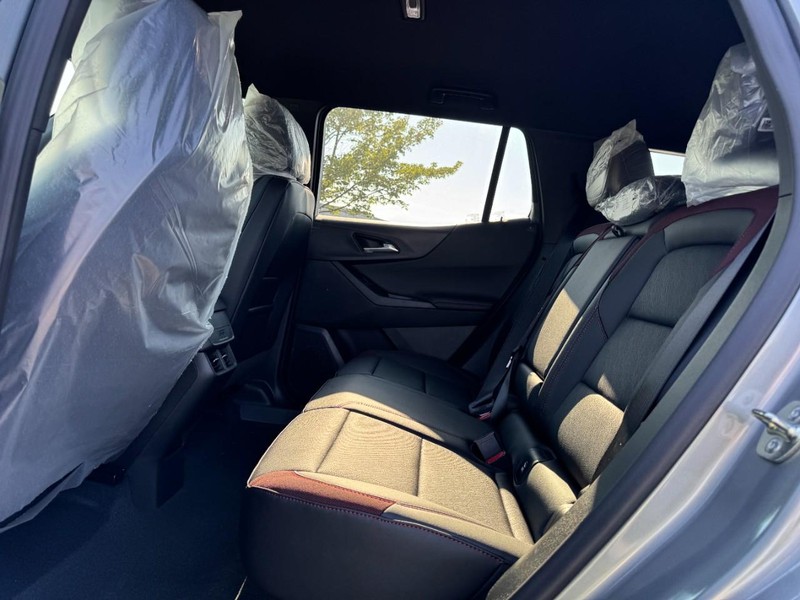 Chevrolet Equinox Vehicle Image 07