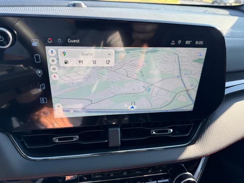 Chevrolet Equinox Vehicle Image 15