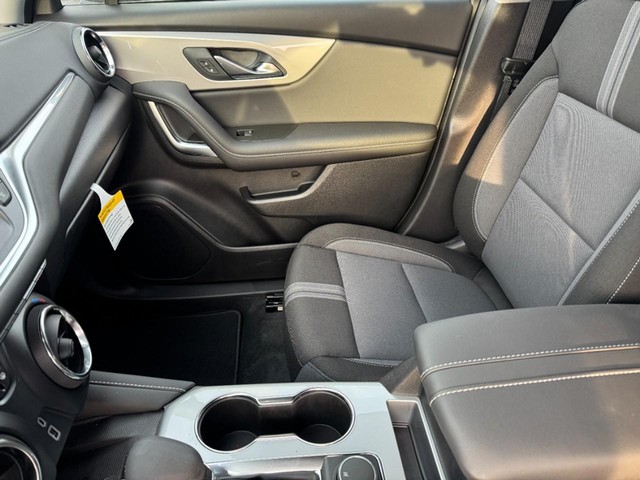 2026 Chevrolet Blazer 2LT - Photo 7
