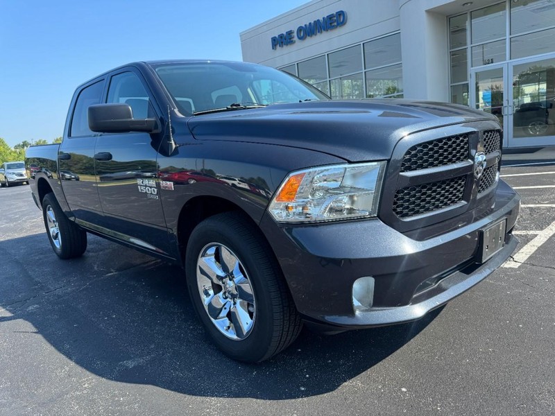 Ram 1500 Classic Vehicle Image 02