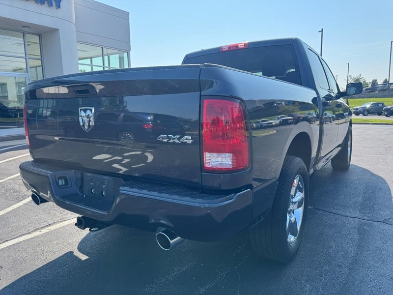 Ram 1500 Classic Vehicle Image 03
