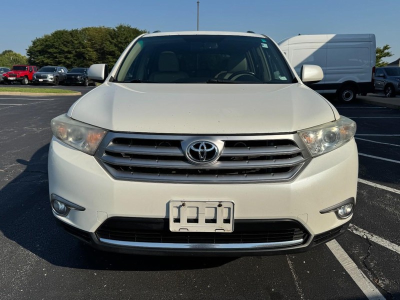 Toyota Highlander Vehicle Image 09