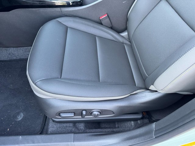 2026 Chevrolet Trax Activ - Photo 8