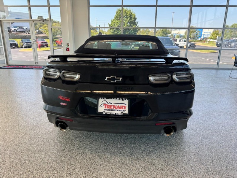 Chevrolet Camaro Vehicle Image 05