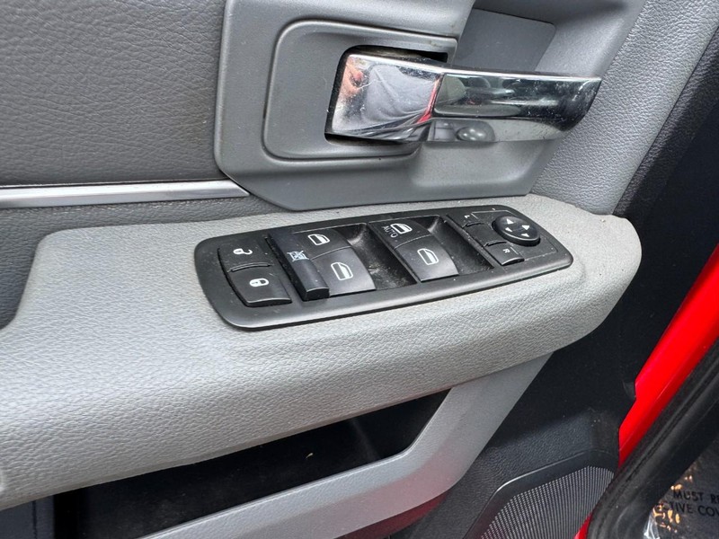 Ram 1500 Vehicle Image 16