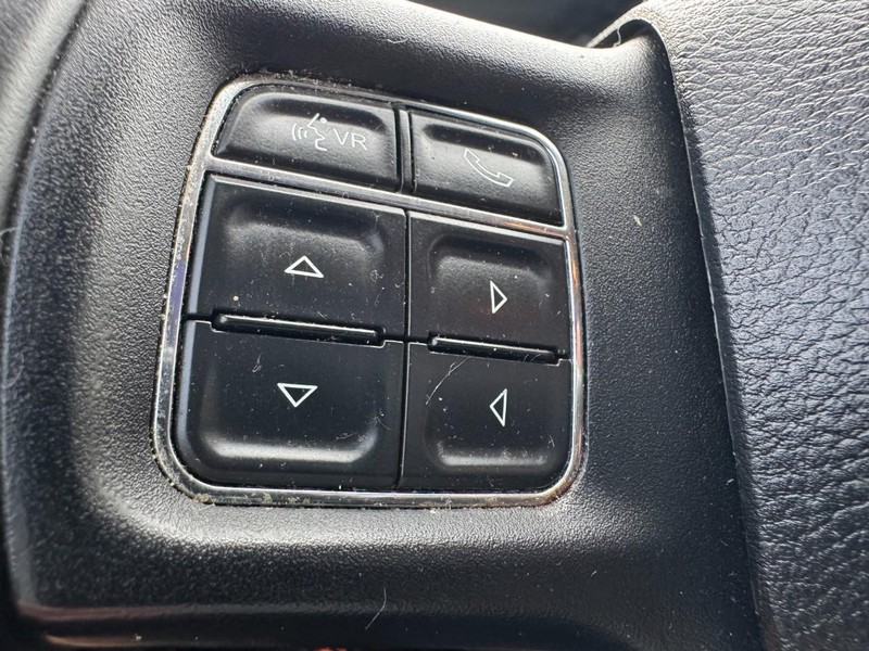Ram 1500 Vehicle Image 17