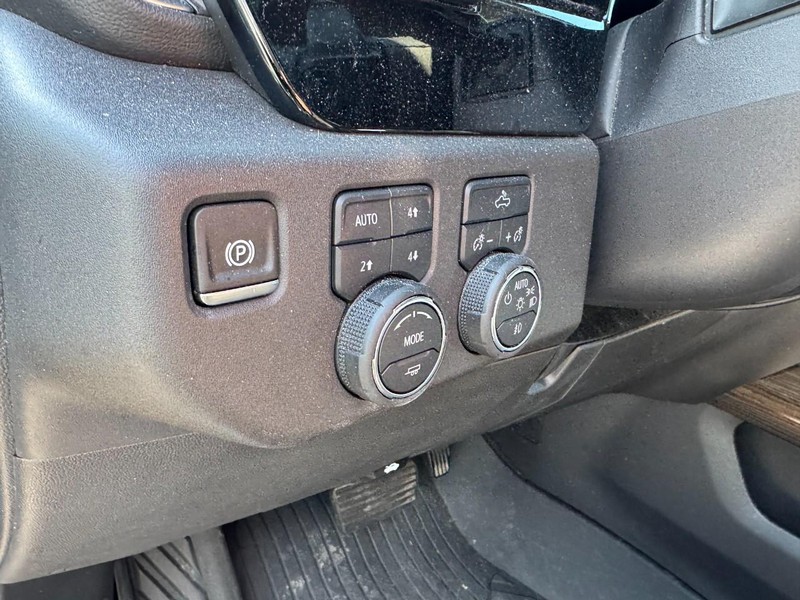 Chevrolet Silverado 1500 Vehicle Image 16