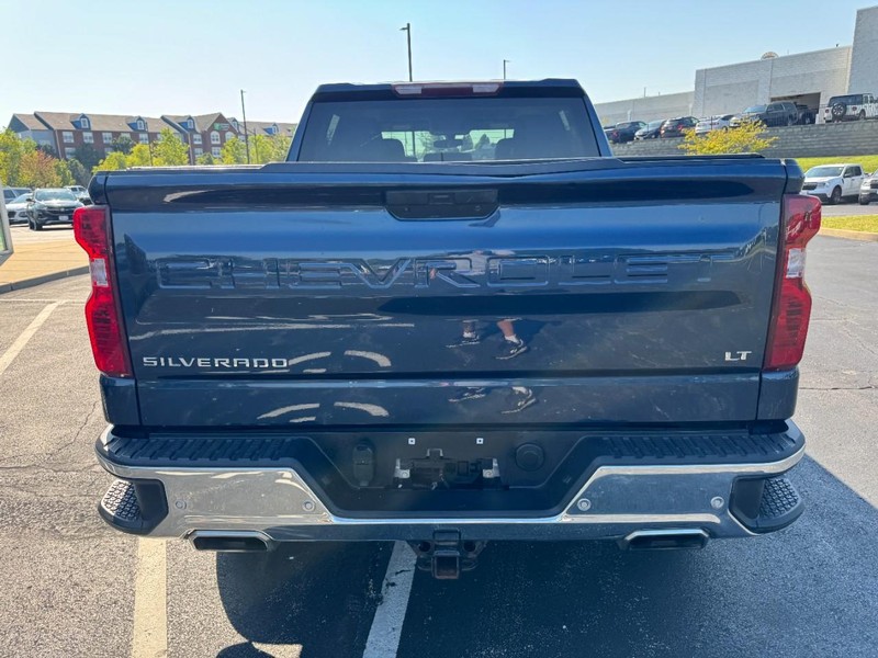 Chevrolet Silverado 1500 Vehicle Image 04