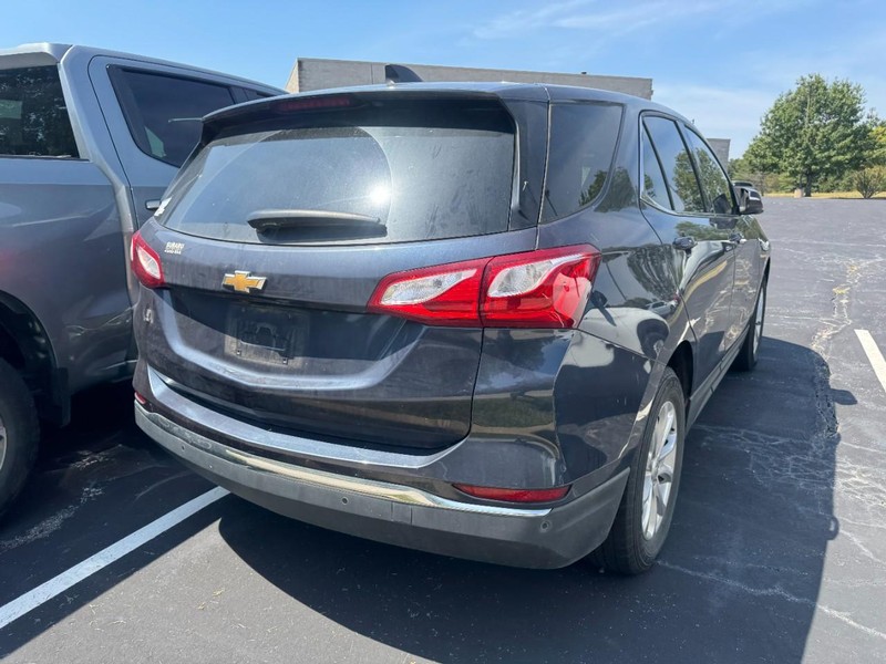 Chevrolet Equinox Vehicle Full-screen Gallery Image 04
