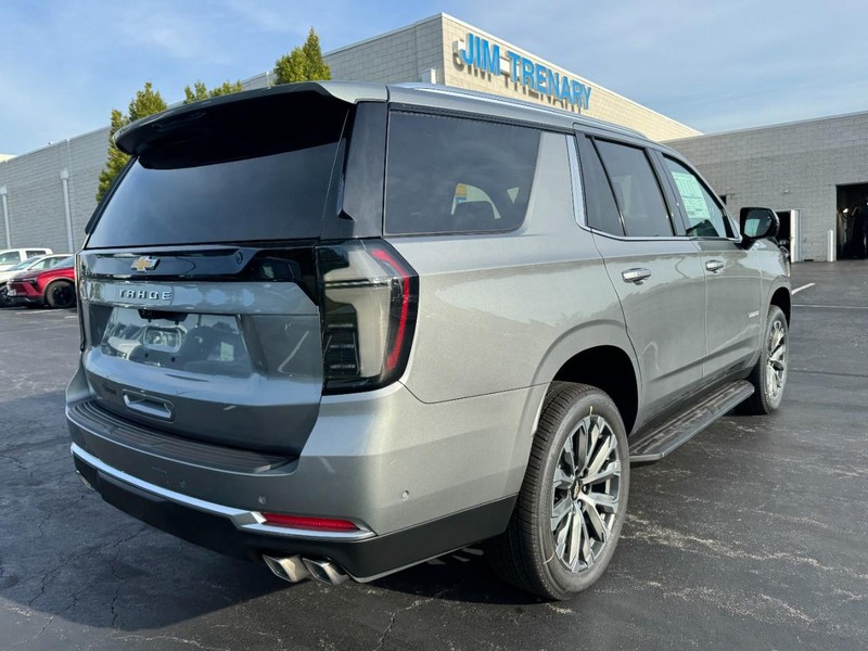 Chevrolet Tahoe Vehicle Image 03