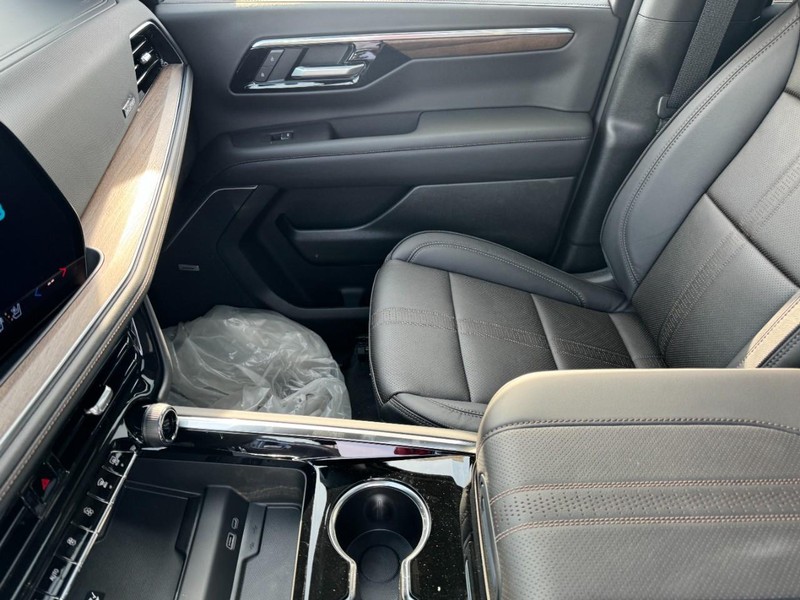 Chevrolet Tahoe Vehicle Image 10