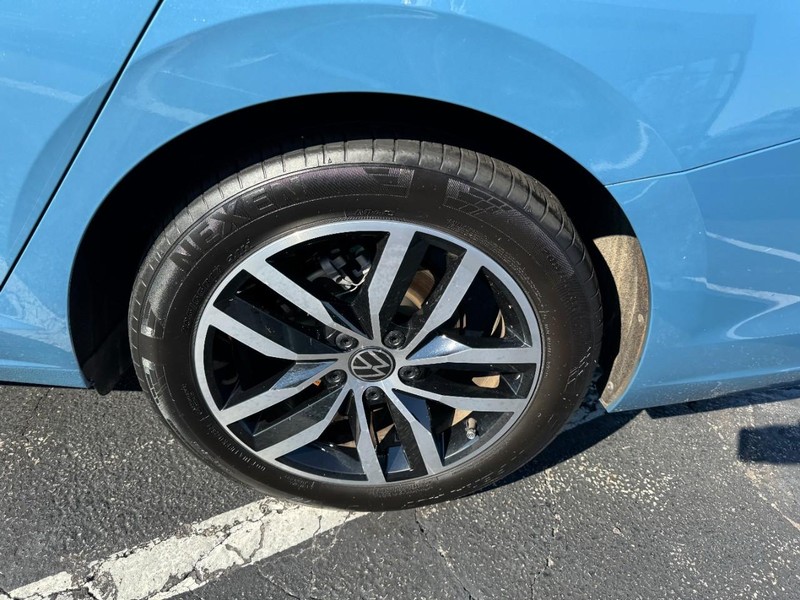 Volkswagen Jetta Vehicle Image 07
