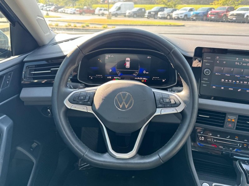 Volkswagen Jetta Vehicle Image 12