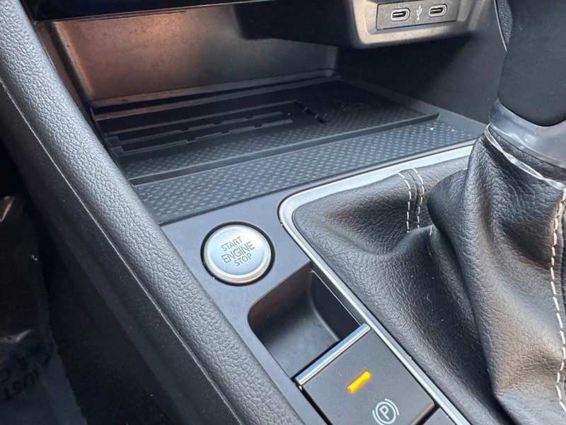 Volkswagen Jetta Vehicle Image 19