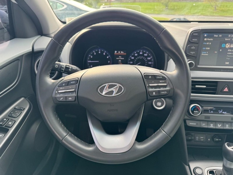 Hyundai Kona Vehicle Image 13