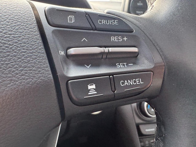 Hyundai Kona Vehicle Image 18