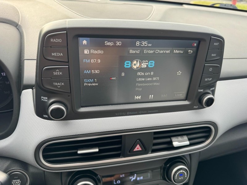 Hyundai Kona Vehicle Image 21