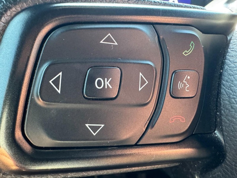 Jeep Wrangler Unlimited Vehicle Image 14