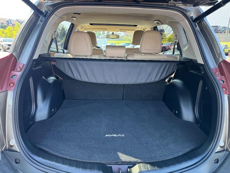 Toyota RAV4 Vehicle Image 06