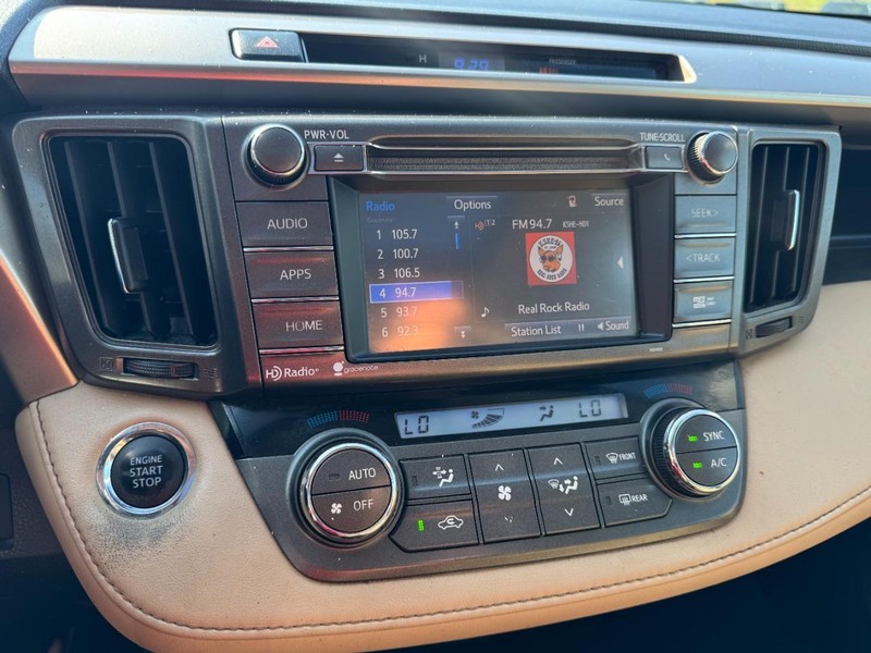 Toyota RAV4 Vehicle Image 20