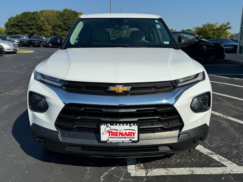 Chevrolet TrailBlazer Vehicle Image 09