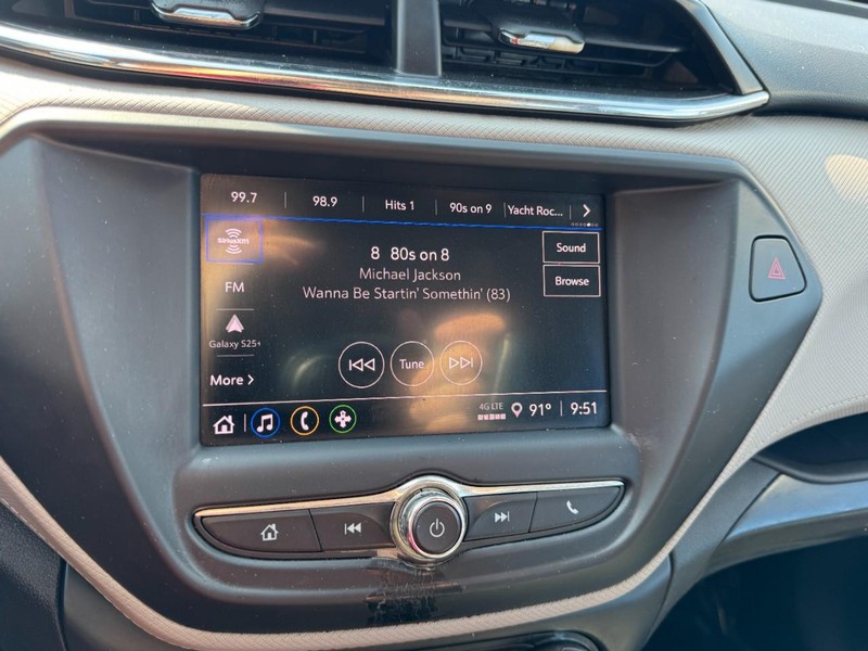 Chevrolet TrailBlazer Vehicle Image 19